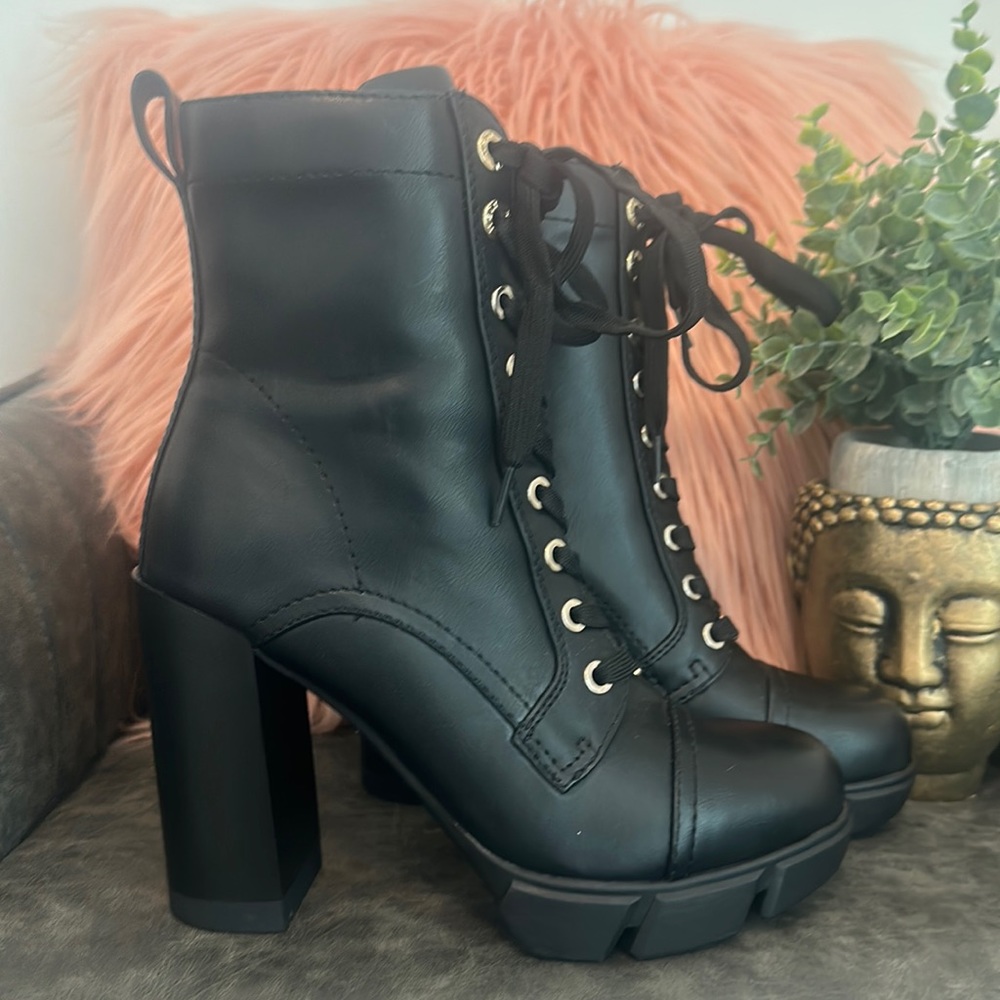 NINE WEST COMBAT/MOTO BOOTS